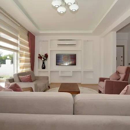 Vila Tala 14 *